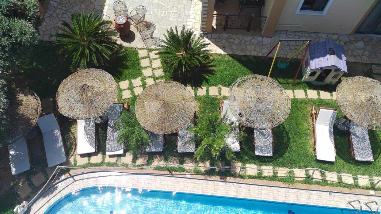 Villa Gereoudis Seaview Apartments-Pool & Bar Kolymbari Exterior photo