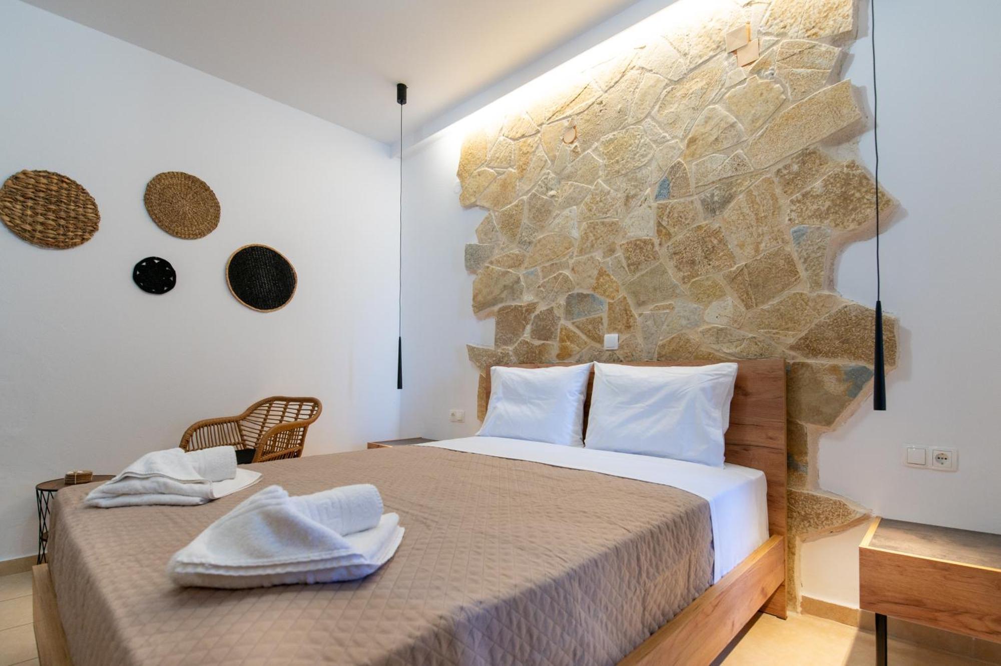 Villa Gereoudis Seaview Apartments-Pool & Bar Kolymbari Exterior photo